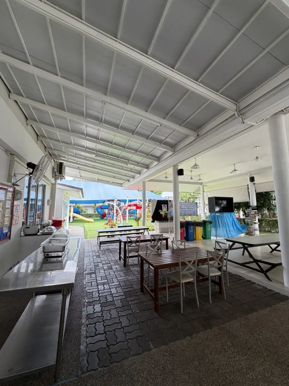 Community support and food donations on Koh Siray